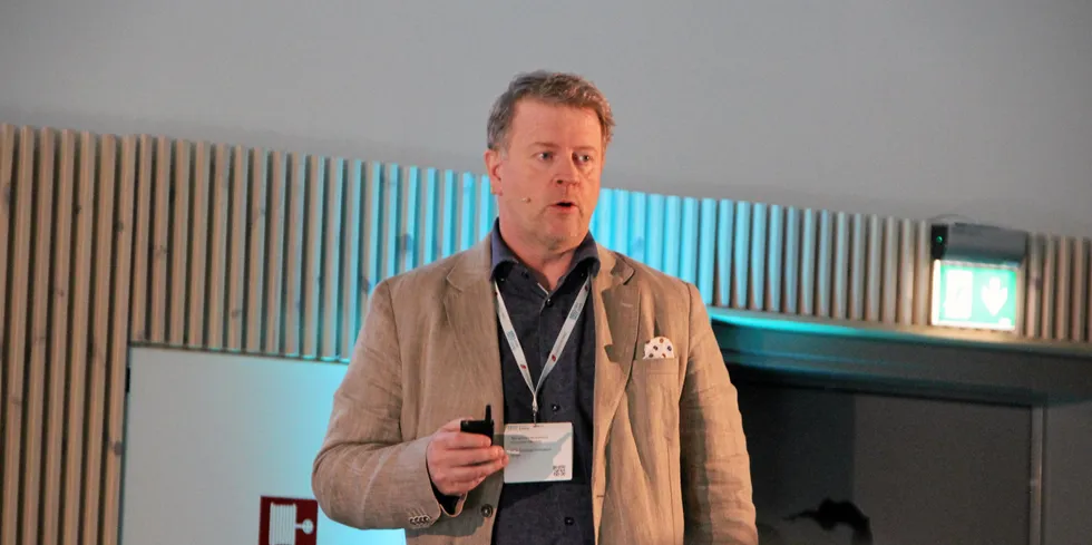 Björgólfur Hávarðsson, innovasjonssjef i klyngen NCE Seafood Innovation, holdt et foredrag om fiskevelferd, velferdsindikatorer og veien videre på Havexpo tirsdag.