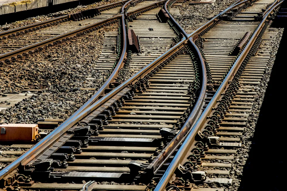 Regjeringen legger allerede nå ut store deler av togtrafikken i østlandsområdet på anbud.