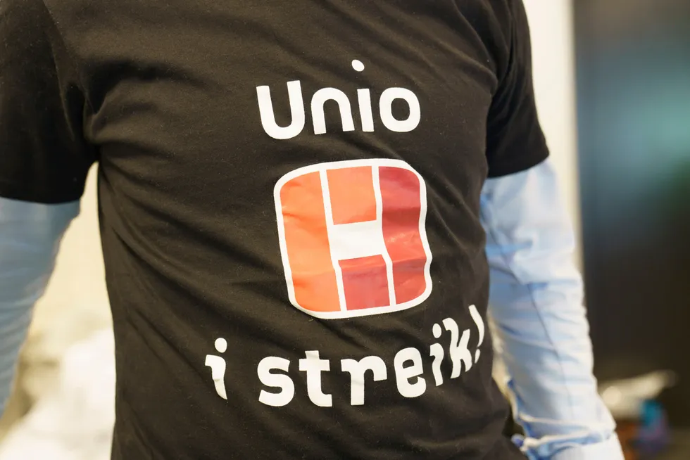 Unio sa nei til lønnstilbudet på 2,8 prosent og har tatt ut 7600 medlemmer i streik.
