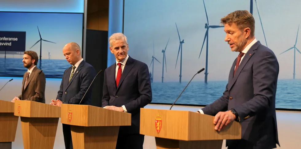 Onsdag la regjeringen frem sine havvindvyer fram mot 2040. Her næringsminister Jan Christian Vestre (Ap) (t.v.), finansminister Trygve Slagsvold Vedum (Sp), statsminister Jonas Gahr Støre (Ap) og olje- og energiminister Terje Aasland (Ap).