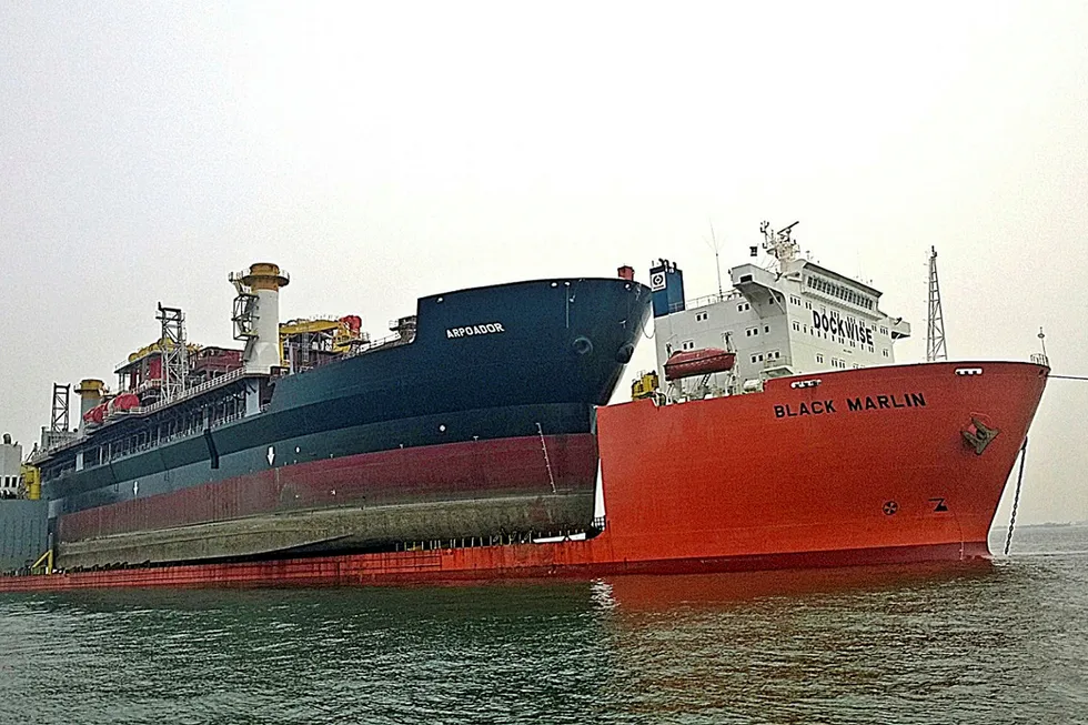 Settlement in place: the drillship Arpoador, now at Jurong Aracruz shipyard in Brazil, was dry-towed by the Black Marlin vessel