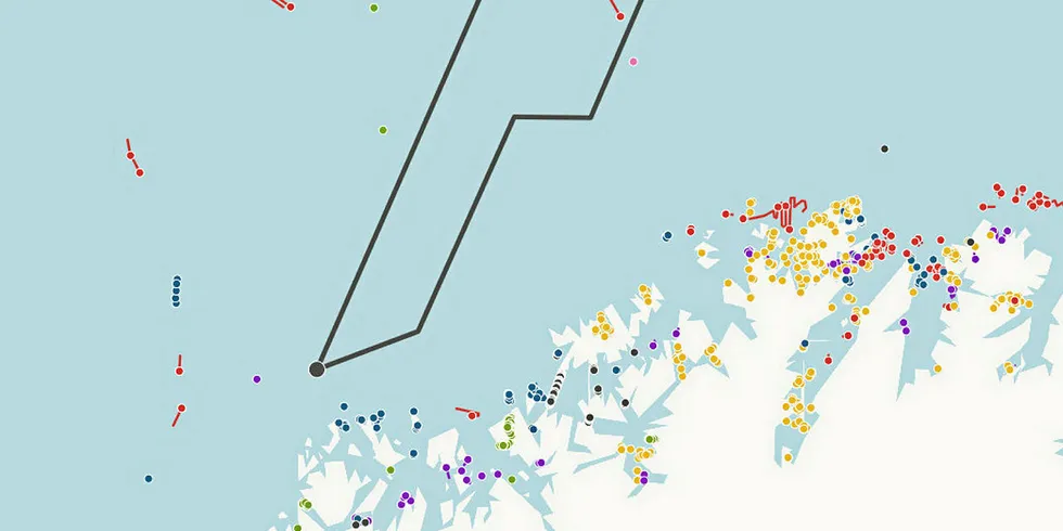 SEISMIKK: Innenfor det avgrensede området med svart ramme, i havområdet utenfor Nord-Troms og Vest-Finnmark, er det mellom 1. juli og 30. september planlagt gjennomført seismiske undersøkelser.