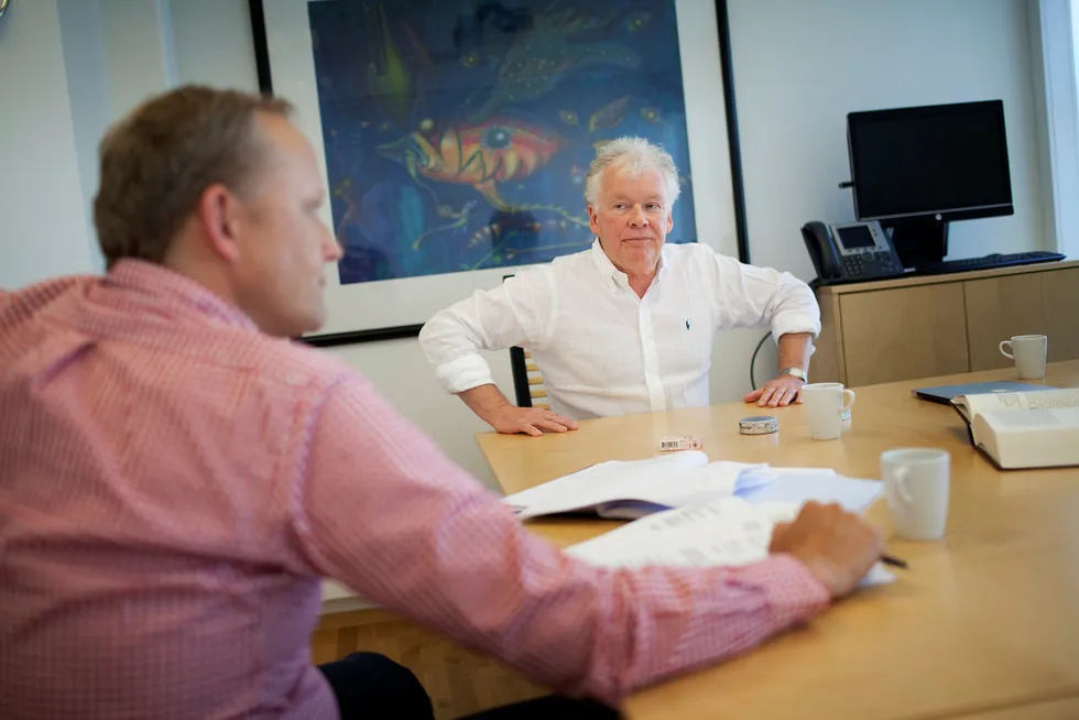 Crudecorp-sjef Geir Utne Berg (til venstre) jobber sammen med Crudecorp-eier og hovedkreditor Sigurd Aase i kontorene i Haugesund. Foto: Tomas Larsen