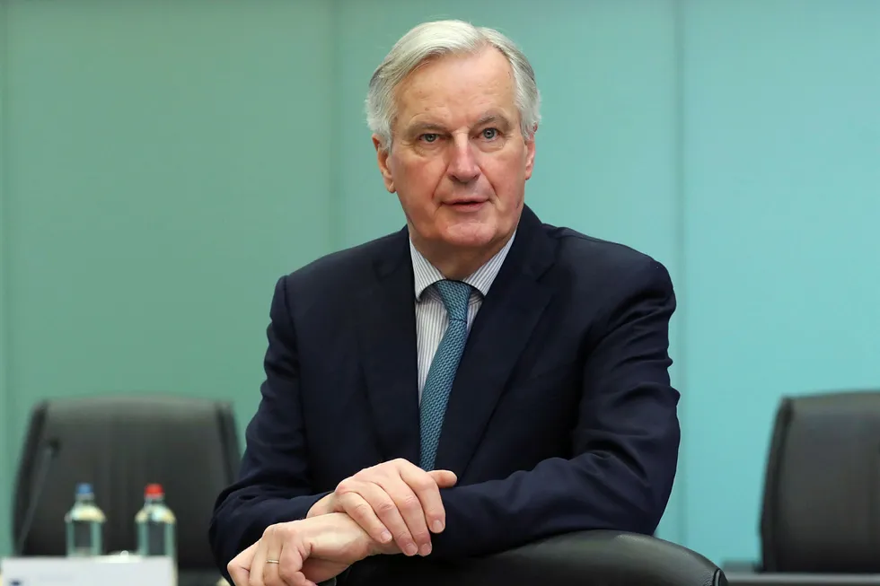 EUs sjefforhandler for brexit Michel Barnier kommer med forsikringer til britene.