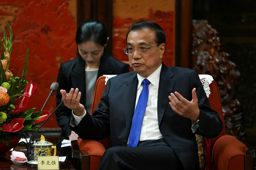 Kina har hatt en sammenhengende årlig økonomisk vekst på over seks prosent siden 1991. Statsminister Li Keqiang innrømmer det kan bli vanskelig å oppnå fremover.