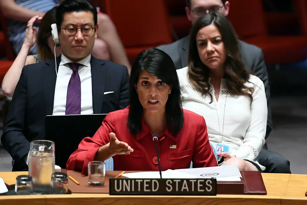 USAs ambassadør til FN, Nikki Haley, skal være klar for å skjerpe tonen mot Nord-Korea ytterligere. Foto: AFP PHOTO / Jewel SAMAD