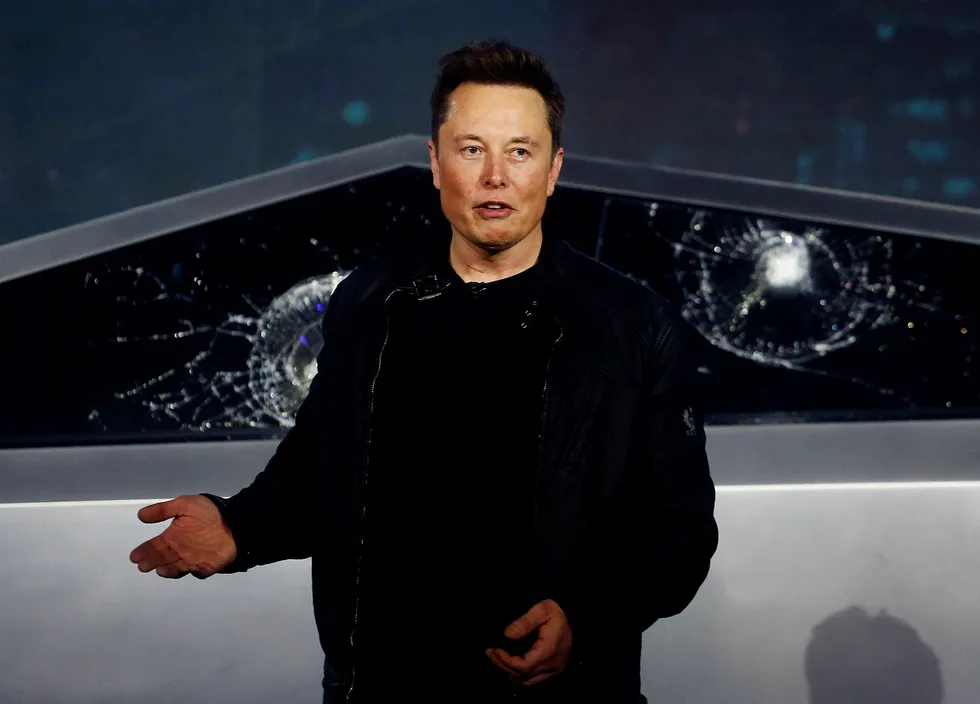 Tesla-sjef Elon Musk fra fremleggelsen av selskapets nye Cybertruck.