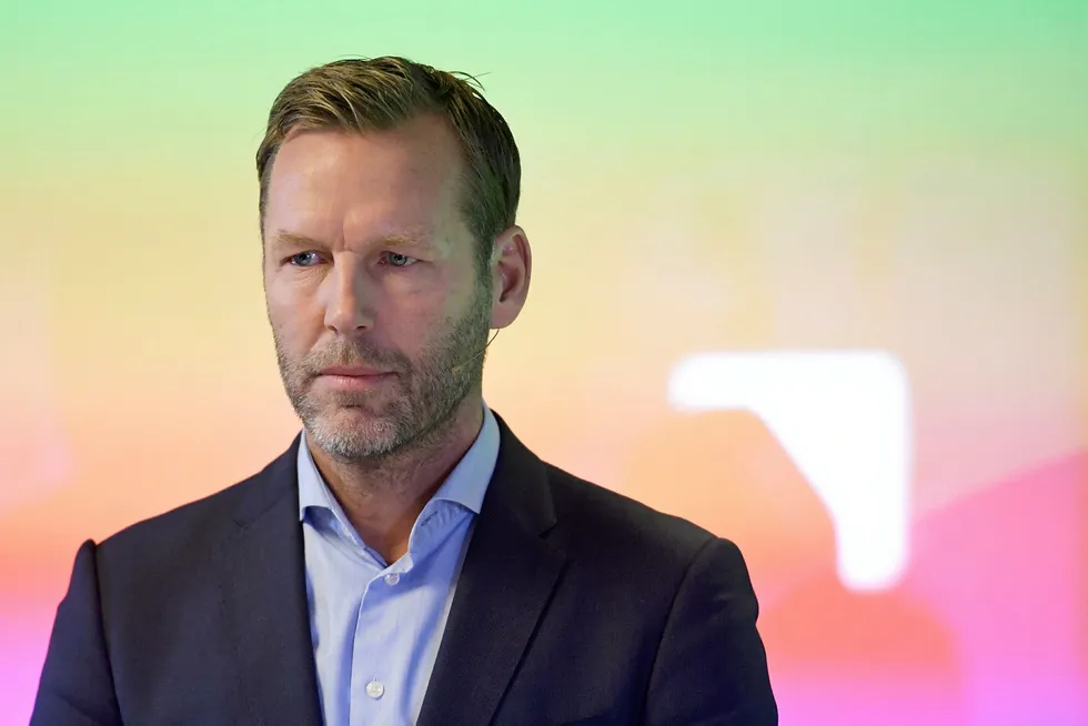 CEO Johan Dennelind i Telia under en pressekonferanse i 2017. Foto: TT News Agency/Janerik Henriksson