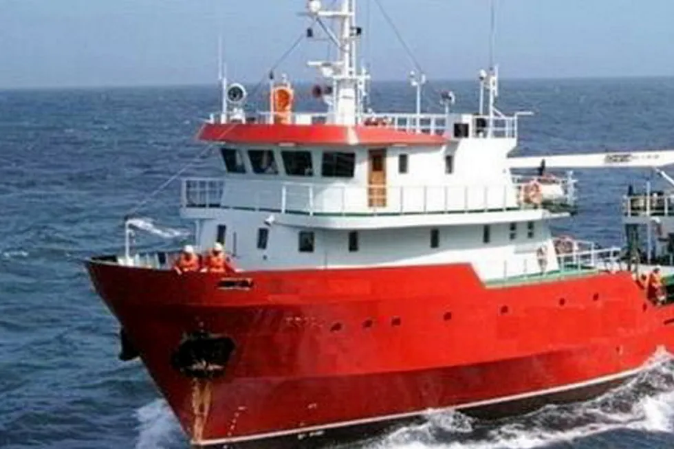 Aas Kystservice har bygget om denne offshorebåten til avluserbåt. Foto: Arkivfoto