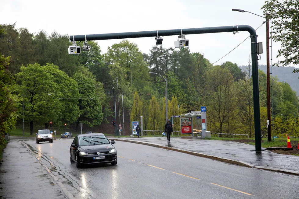 Rushtidsavgiften fjernes på Nord-Jæren, og elbilene skal betale 50 prosent i bomringene.