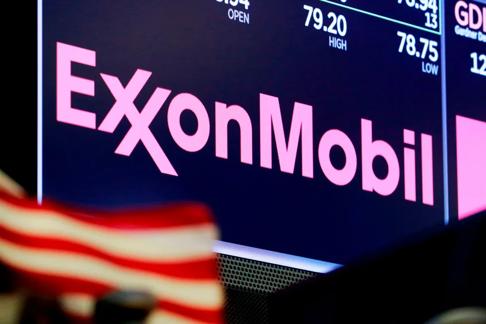 Det er over og ut med Exxon. I 2008 utgjorde energiselskapene 16 prosent av indeksen for USAs 500 viktigste selskaper. Nå er energiandelen nede i 2,3 prosent.