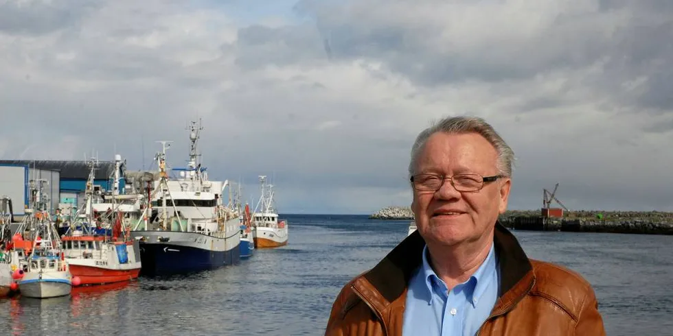 TANKER: Arne Luther i Kystens Tankesmie har, sammen med Torbjørn Trondsen gjort seg tanker om hvordan en kvotepolitikk for verdiskaping på kysten kan utformes.Foto: Arnt Eirik Hansen