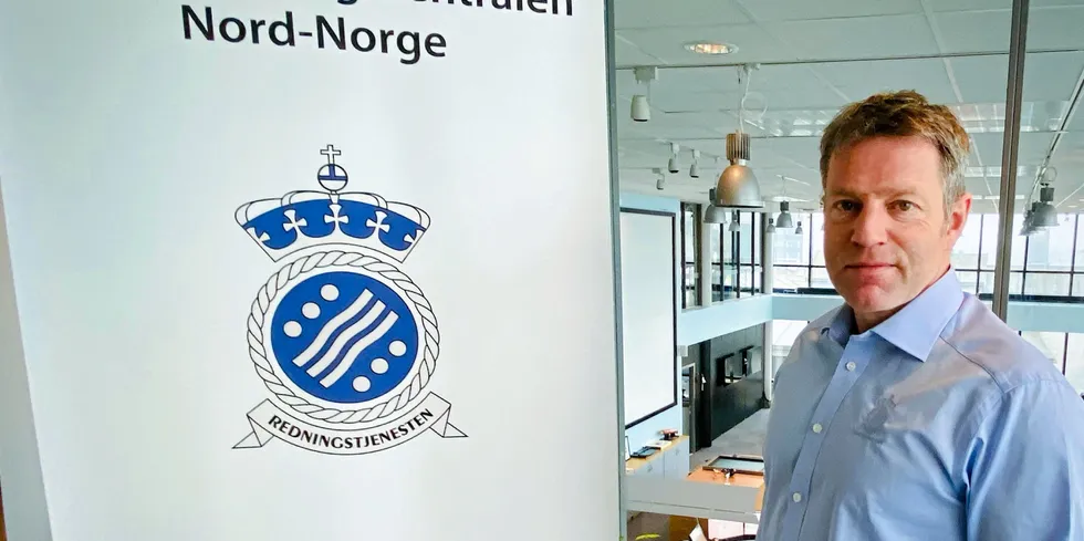 – Fiskebåtene som var i området skal ha masse ros for at de slapp det de holdt på med for å være med i søket, sier Olav Bjørgaas, redningsleder ved Hovedredningssentralen Nord-Norge.