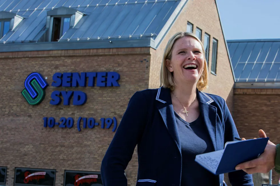 Innvandrings- og integreringsminister Sylvi Listhaug (Frp) hadde forflyttet seg fra Rinkeby i Stockholm til Manglerud i Oslo onsdag. Foto: Mariam Butt, NTB Scanpix