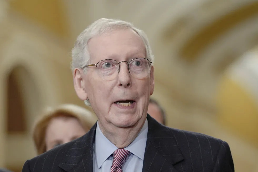 82 år gamle Mitch McConnell har vært republikansk senatsleder i nesten to tiår.