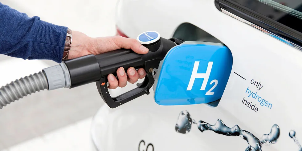 Hydrogen fuelled car