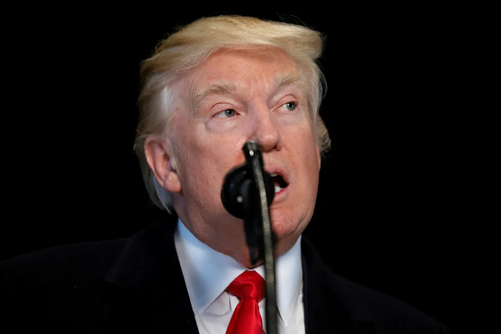 USAs president Donald Trump har undertegnet en ny og omstridt ordre om deportasjon av ulovlige innvandrere. Foto: Jonathan Ernst/Reuters/NTB scanpix