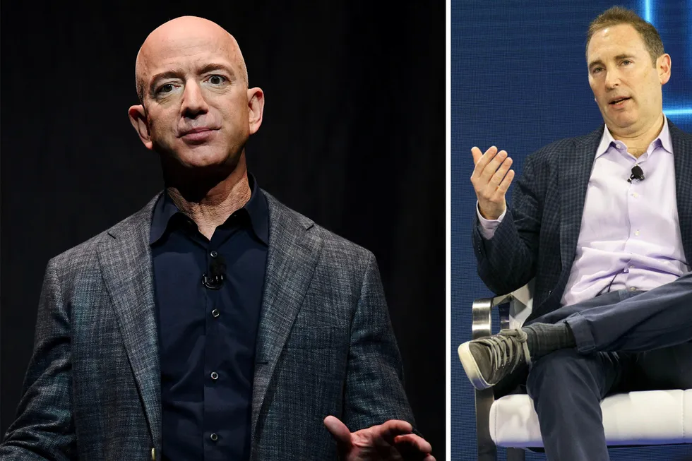 Amazons utvikling fra «internetts største butikk» til «leverandøren av selve internett» blir enda mer sentralt når gründeren Jeff Bezos (til venstre) overlater topplederjobben til Andy Jassy, skriver Ingeborg Volan.