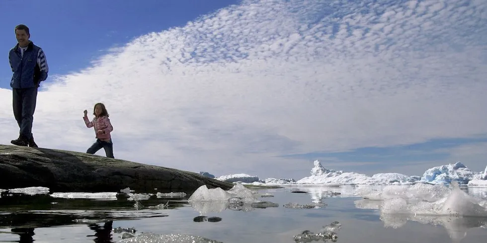 Issmelting på Grønland. Ill.foto: Ørjan F. Ellingvåg, DN.