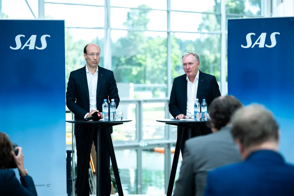 Klokken 08.45 tirsdag 5. juli 2022 møtte SAS-sjef Anko van der Werff og styreleder Carsten Dilling pressen på flyselskapets hovedkontor i Stockholm, etter at det tidligere ble klart at SAS har søkt om konkursbeskyttelse i USA.