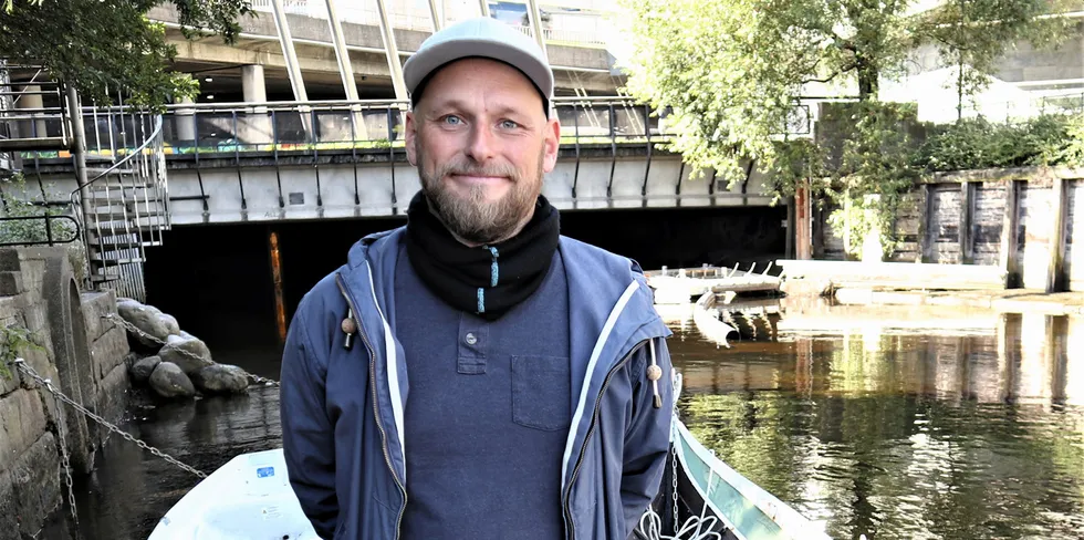 LIKER TREBÅTER: Daglig leder i Akerselva Trebåtforening, Aslak Juell Kristensen.