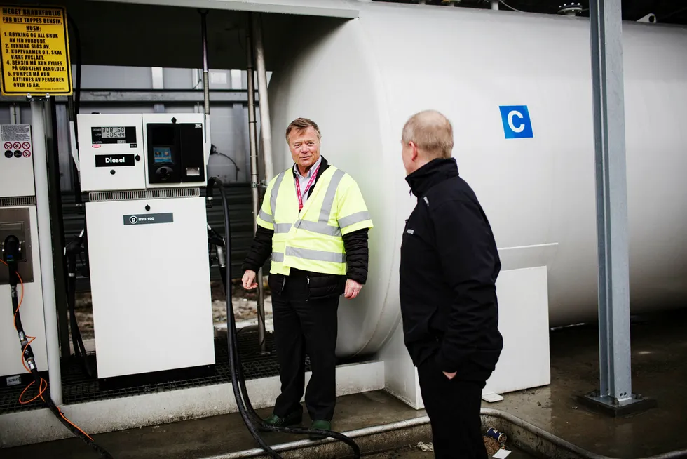 Her ved Askos tankanlegg i Trondheim er et eget anlegg for hydrogen satt i drift. Eier og styreleder Torbjørn Johannson har ikke mistet troen på hydrogen til tross for eksplosjonen i Sandvika.