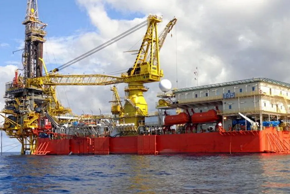 Rig pact: Singapore-based player signs deal with Seadrill for tender ...