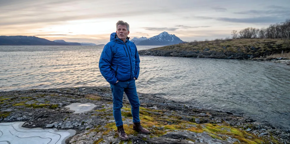 Fiskeri- og havminister Bjørnar Skjæran skriver at «høsting» er ment som et fellesbegrep.