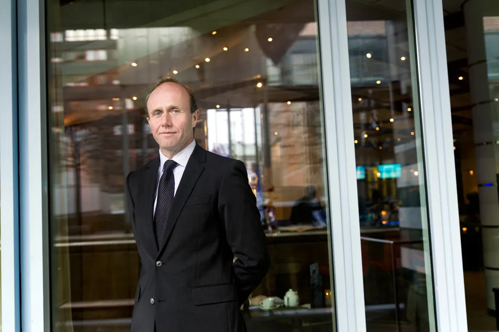 Hans Thrane Nielsen i Storebrand forvalter et av Norges største aksjefond, som forrige uke fylte 40 år.