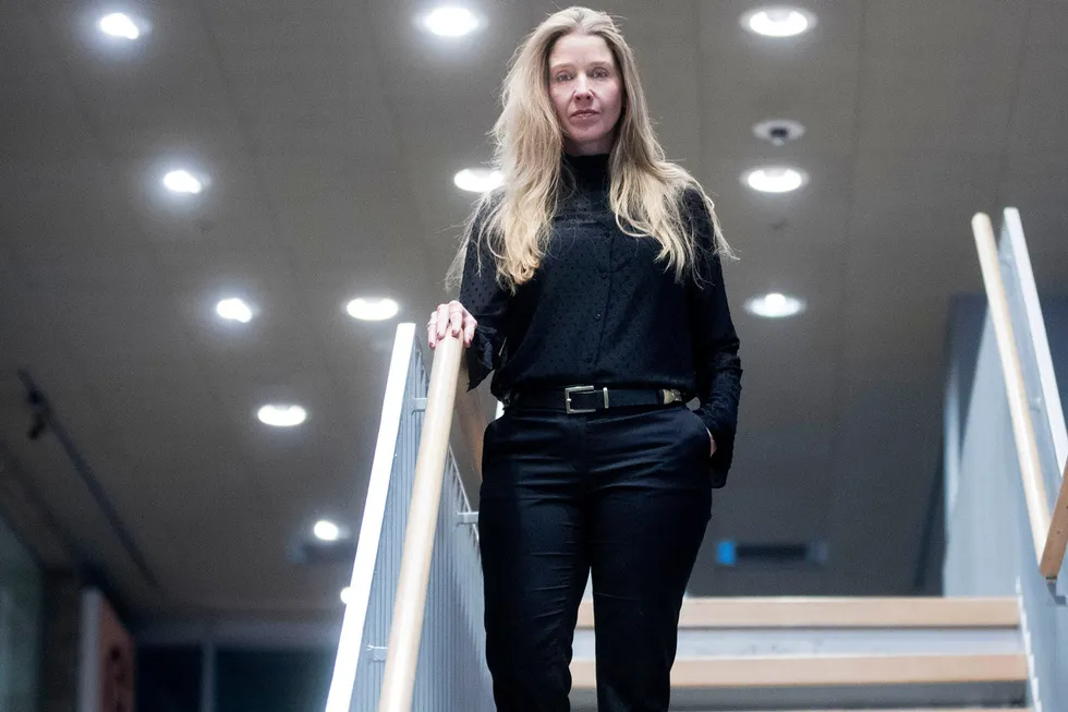 Porteføljeforvalter Anette Hjertø i DNB Asset Management tror liten kunnskap og fordommer skremmer bort kvinner fra å søke seg til finansbransjen.