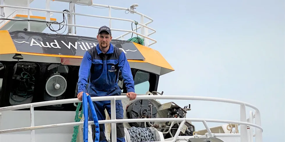 Hans Marius Dahle er fisker og skipper på 50-fotingen «Aud Williksen», som eies av Hawi-rederiet og er hjemmehørende i Rørvik i Trøndelag.