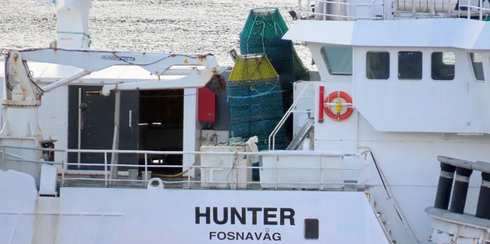 Havarikommisjonen vil foreta undersøkelser og avhør av mannskap om bord på «Hunter» når båten er ankommet Tromsø.