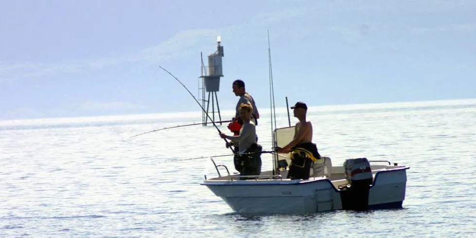 ANSVAR: Turistfiskebedrifter må ansvarliggjøres for overfiske sammen med turistfiskerne.Illustrasjonsfoto: Bjørn Tore Forberg