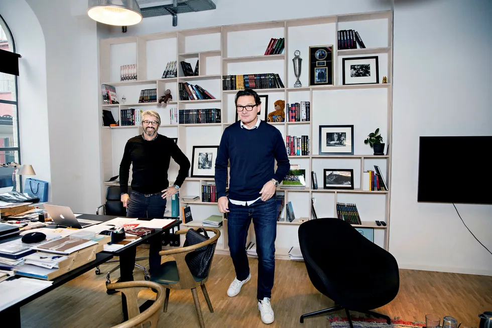 Peter Bose (til venstre) og Jonas Allen i Misofilm skal produsere den aller første skandinaviske Netflix-produksjonen, dramaserien «The Rain. Foto: Kristian Ridder-Nielsen