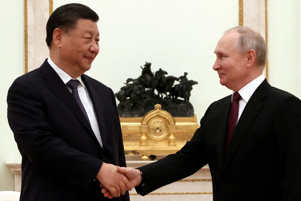 Russlands sterke mann Vladimir Putin er den svake parten i forhandlingene med Kina og landets president Xi Jinping om den russiske gassrørledningen Power of Siberia.