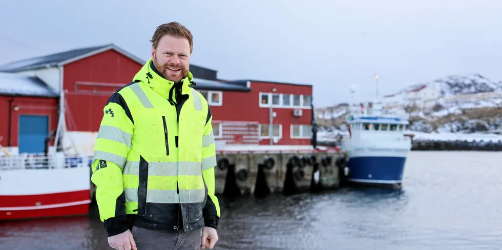 Roy Gustav Hunskår fra Bremanger sa i fjor opp jobben i Mustad Autoline for å bli daglig leder ved Gunnar Klos avdeling på Stø.