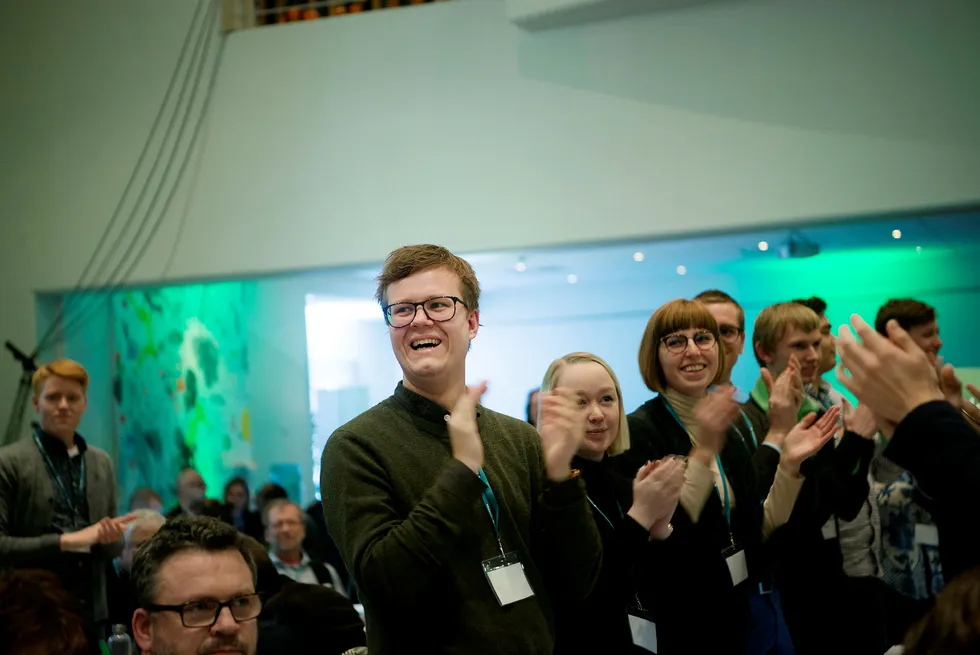 Unge Venstre-leder Tord Hustveit fikk gjennomslag for å stanse 24. konsesjonsrunde på Venstres landsmøte. Foto: Mikaela Berg