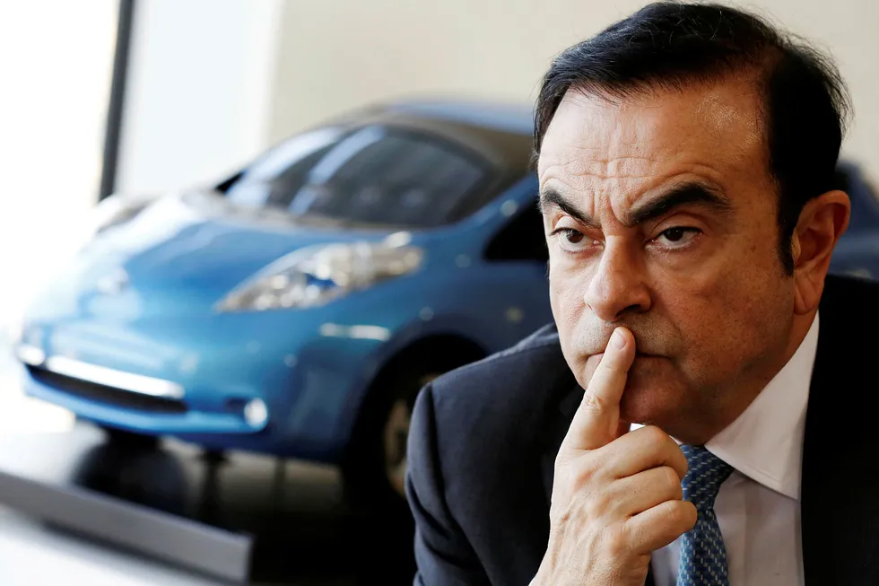 Nissan sparker styreleder Carlos Ghosn.
