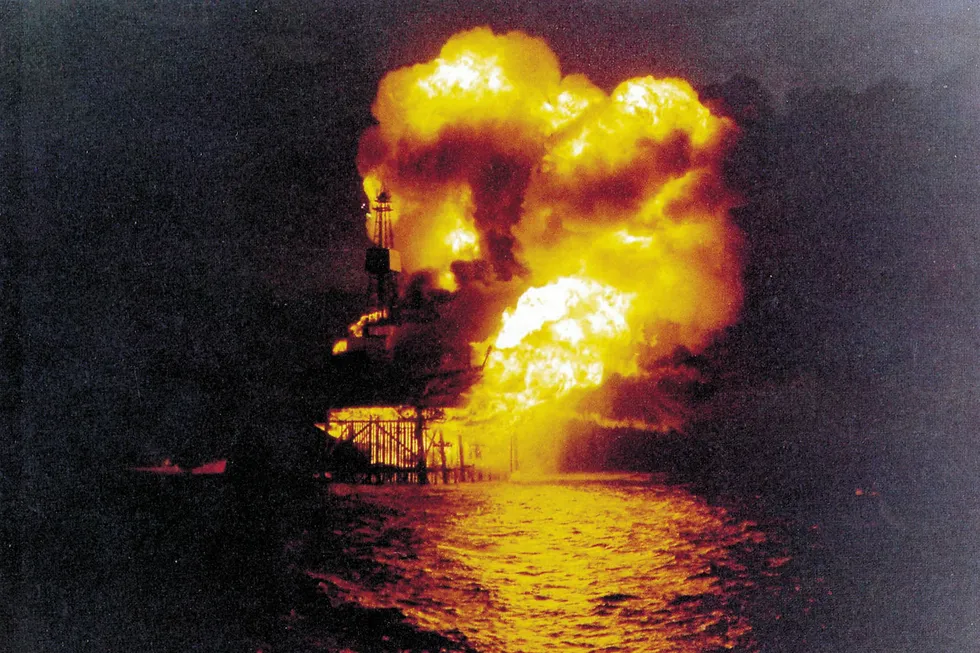 Tragedy: Piper Alpha during the 1988 disaster