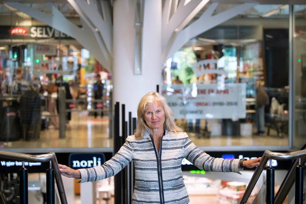 Administrerende direktør i NHO Reiseliv Kristin Krohn Devold karakteriserer nedstengningen i Oslo som et mareritt særlig for serveringsbransjen.