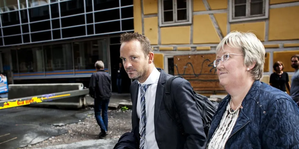 Adm. dir. Geir Ove Ystmark i Sjømat Norge ber om et møte med EU-minister Elisabeth Aspaker (H). Her er begge avbildet fra da Aspaker var fiskeriminister. Foto: Klaudia Lech, DN.