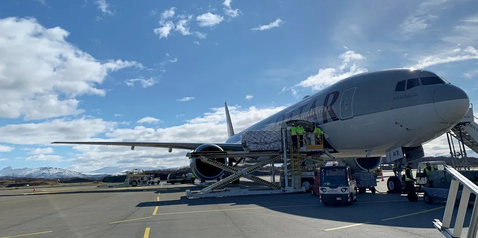 Ruten vil flys to ganger i uken, tirsdager og torsdager.