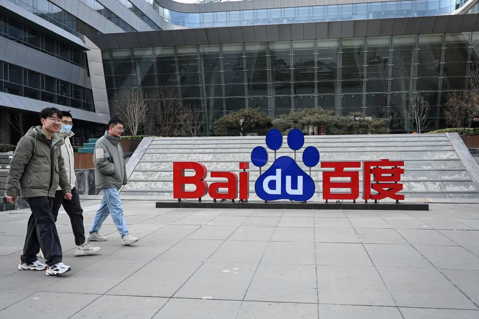 Baidu er et av Kinas største og mektigste teknologiselskaper. Selskapets pr-direktør har skapt sin egen pr-storm.