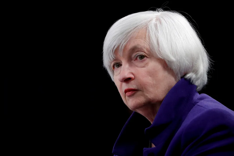 Janet Yellen ber politikerne heve gjeldstaket, for å unngå at USA skal misligholde gjeld.