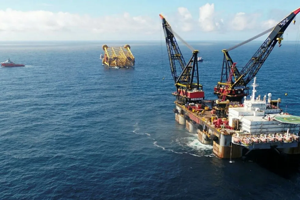 Heerema's Thialf, with the Sverdrup jacket in the background