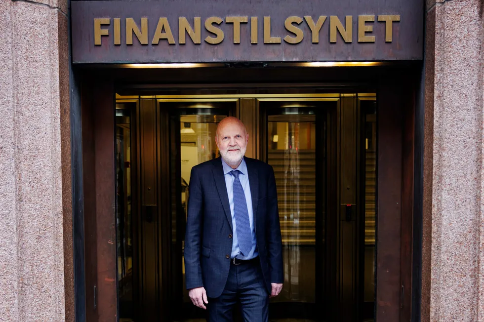 Finanstilsynsdirektør Morten Baltzersens siste åremålsperiode er ferdig i august. Nå kan han måtte håndtere en finansiell krise for tredje gang.