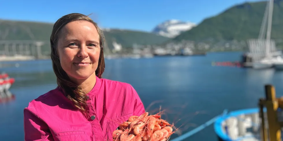 Synne Guldbrandsen i Norges Råfisklag, og mener folk bør benytte anledningen til å spise mer ferske reker.