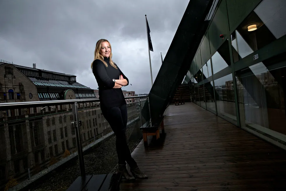 Emma Heimonen er leder for digital innovasjon i Swedbank og lar egne ansatte teste ut nye forretningsideer. Foto: Aleksander Nordahl