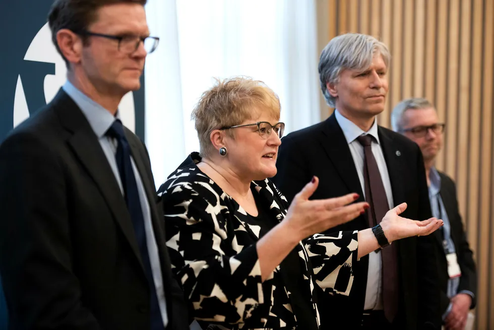 Trine Skei Grande og Ola Elvestuen sier Venstre har hatt en avgjørende rolle i saken.
