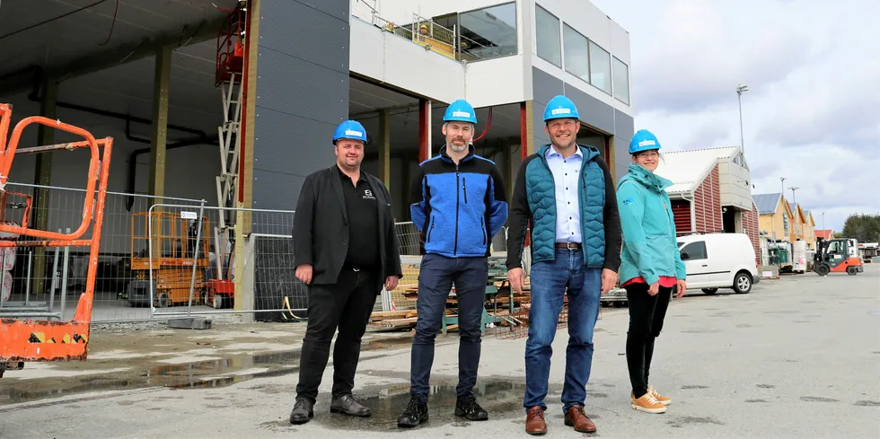 Styret i Innovarena ser frem til å få på plass en laboratorieklynge i nybygget. Fra venstre: Nils André Williksen, Eirik Ulsund, Paul Ingvar Dekkerhus og Kristine Fagerland.